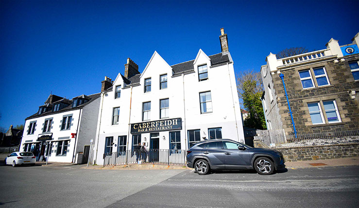 Somerled House Suites Portree self catering accommodation have private parking for guests