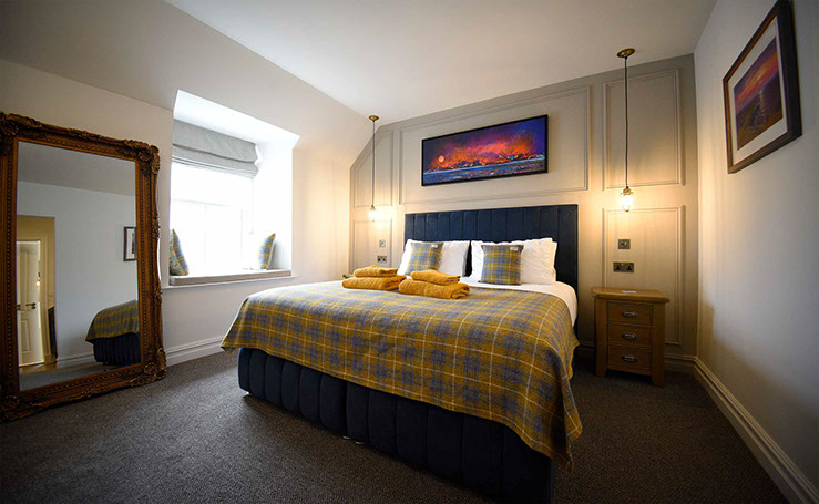 Somerled House Suites room 5 contains a King size bed with all bedding and linen provided at our Portree accommodation