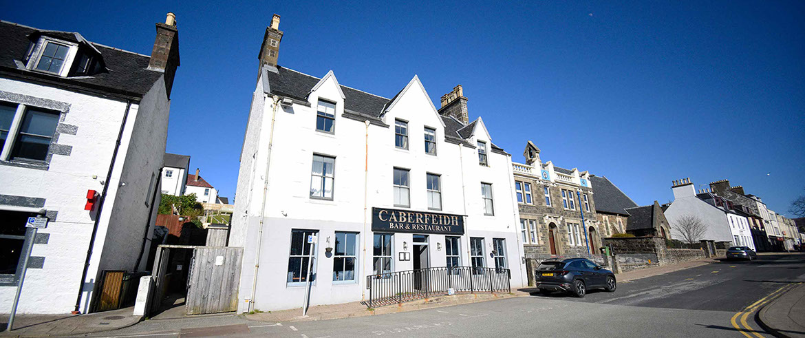 Somerled House Suites are based in a central location with private parking and WIFI internet at our Portree suite accommodation