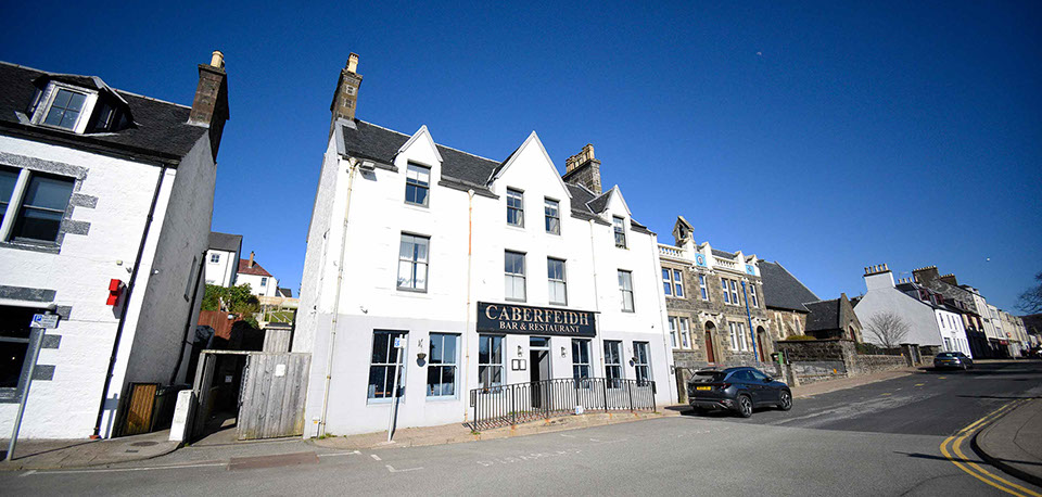 Somerled House Suites are based in a central location with private parking and WIFI internet at our Portree suite accommodation