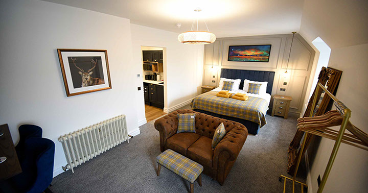 Somerled House Suites Room 4 contains a King size bed with WIFI internet at our Portree self catering accommodation