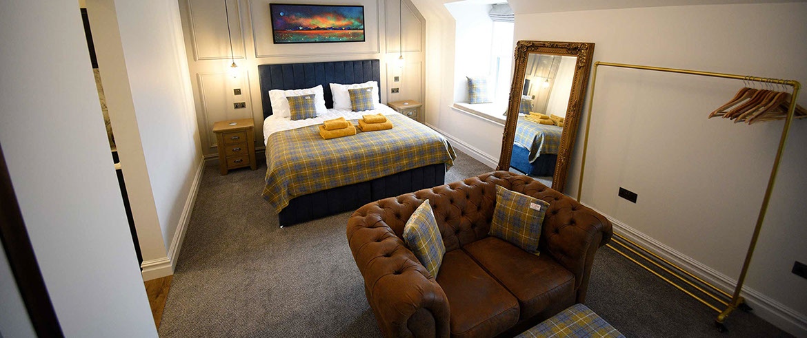 Portree self catering accommodation apartment suites with King Size beds WIFI internet and widescreen smart TV