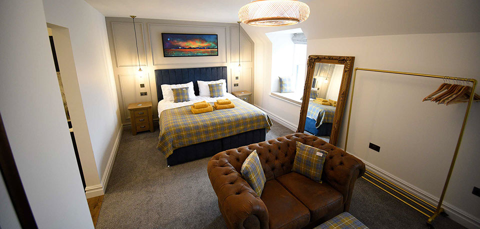 Portree self catering accommodation apartment suites with King Size beds WIFI internet and widescreen smart TV