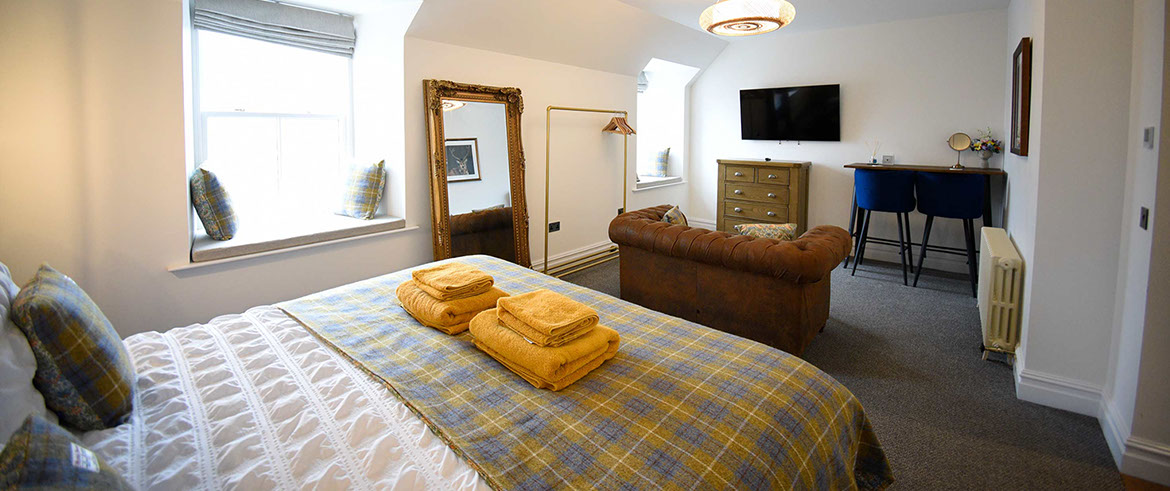Somerled House Suites self catering accommodation contains King size beds with widescreen TV at our Portree accommodation